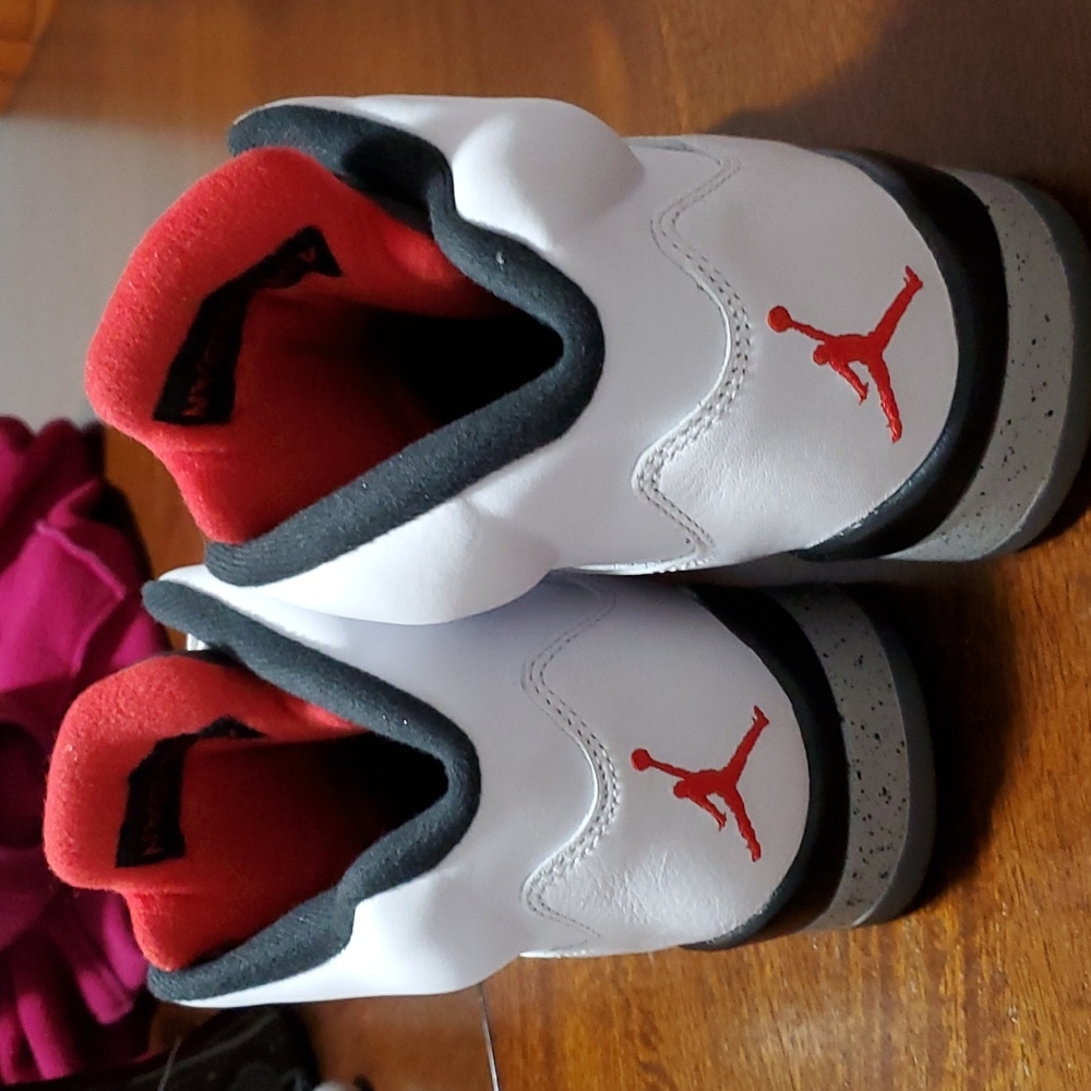 Jordan - Picture 3 of 3